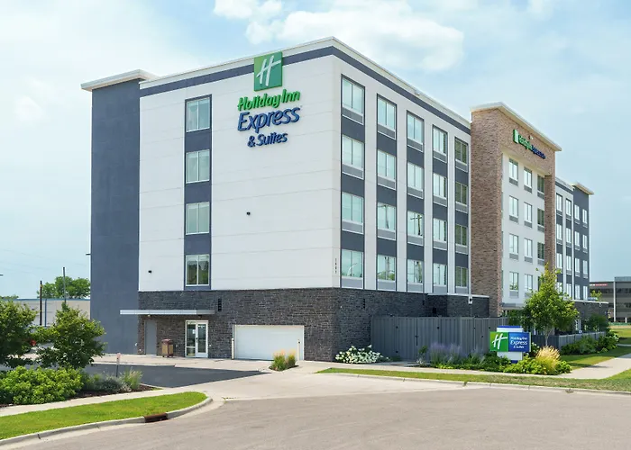 Holiday Inn Express & Suites Mall Of America - Msp Airport By Ihg Bloomington